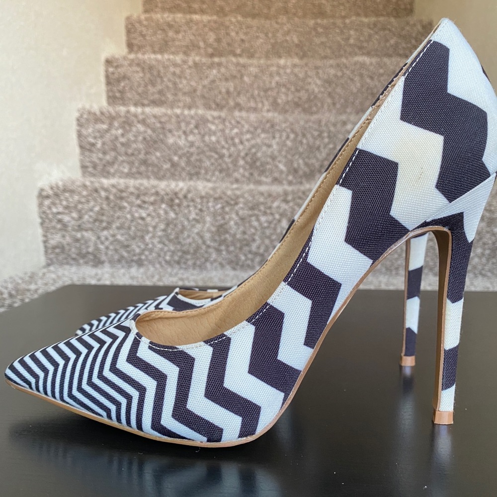 Amazing zebra striped heels